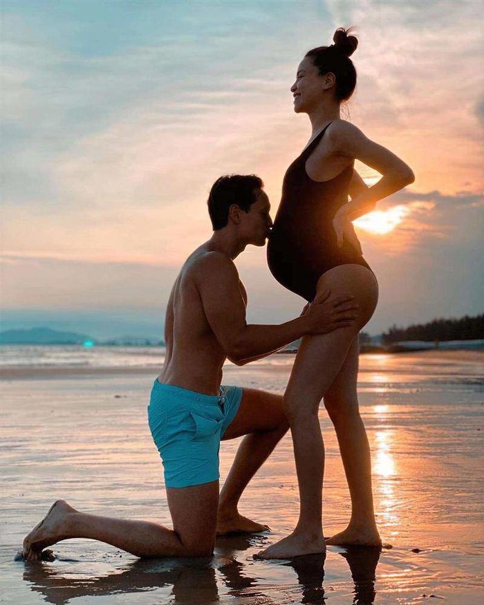 Kim Lý viên mãn cả đời tư lẫn sự nghiệp từ khi yêu Hà Hồ