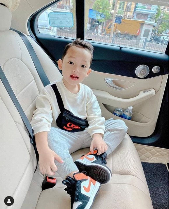 Cuộc sống của Ly Kute sau khi chia tay Mạc Hồng Quân