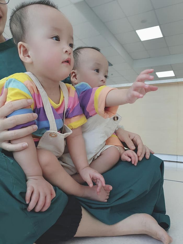 Mẹ Trúc Nhi - Diệu Nhi vỡ òa hạnh phúc khi hai bé cất tiếng gọi mẹ