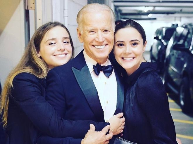 Mối quan hệ bạn bè giữa con gái út TT Trump và cháu nội ông Biden