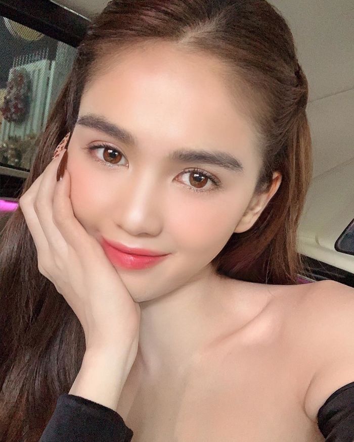 Mỹ nhân Việt cùng tuổi nhưng nhan sắc chênh lệch