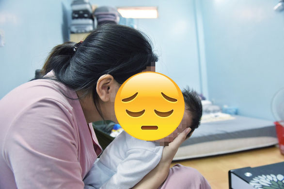 Tú Vi bức xúc khi người lạ đòi ôm con, CĐM Đúng, nhìn mà xót cả ruột
