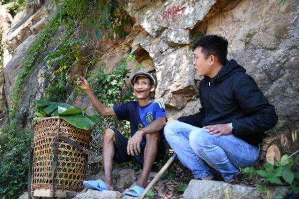 Người rừng Hồ Văn Lang sau 7 năm về làng: Đã biết tiền, muốn cưới vợ