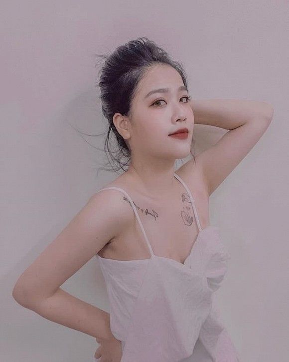 Những bóng hồng của cầu thủ Quang Hải
