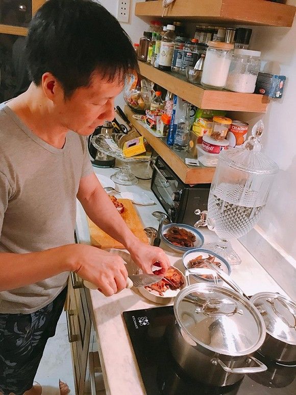 Phan Như Thảo tiết lộ bị chồng cấm ăn để siết cân