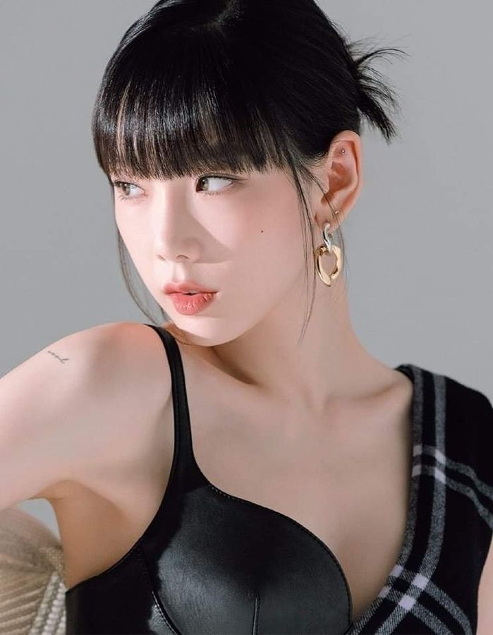 Taeyeon (SNSD) khẳng định đẳng cấp visual trên bìa tạp chí Nhật Bản