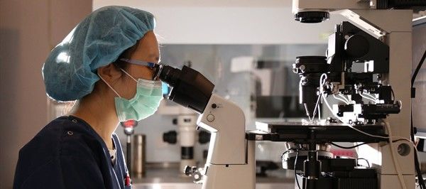 Nam thanh niên hôn mê 2 tháng bất ngờ tỉnh lại vì bị dọa ăn hết gà