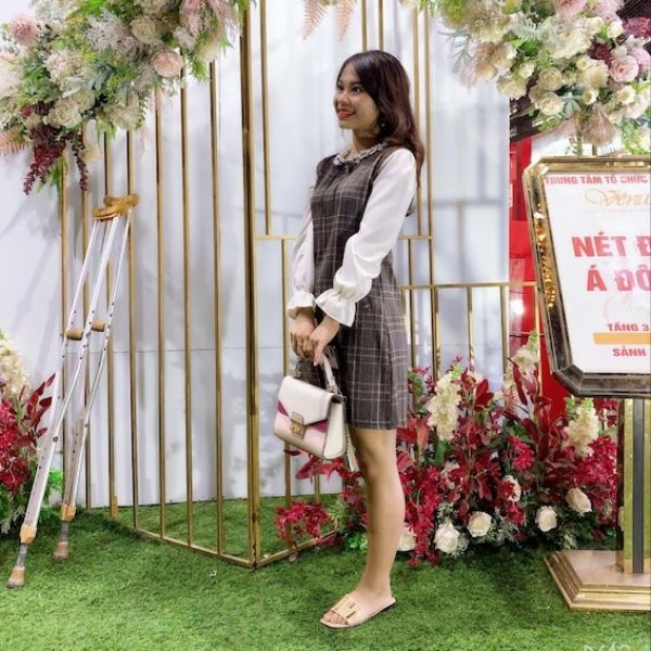 Cặp vợ chồng 2 chân ở Bắc Giang hạnh phúc chào đón con trai đầu lòng