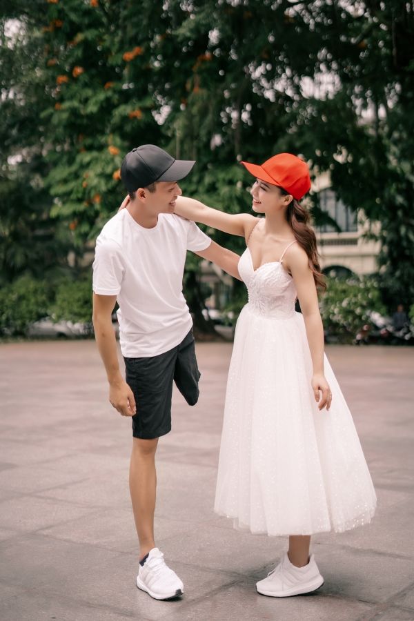 Cặp vợ chồng 2 chân ở Bắc Giang hạnh phúc chào đón con trai đầu lòng