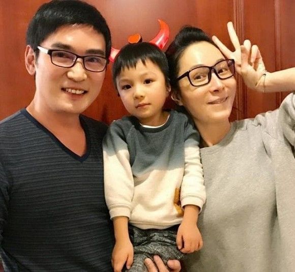 Triển Chiêu Tiêu Ân Tuấn tuổi U60: Không có phim để đóng