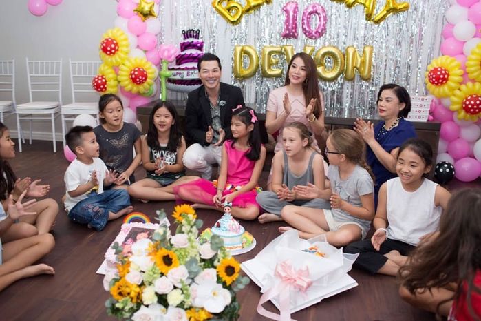 Trương Ngọc Ánh và chồng cũ mừng sinh nhật ái nữ tròn 12 tuổi