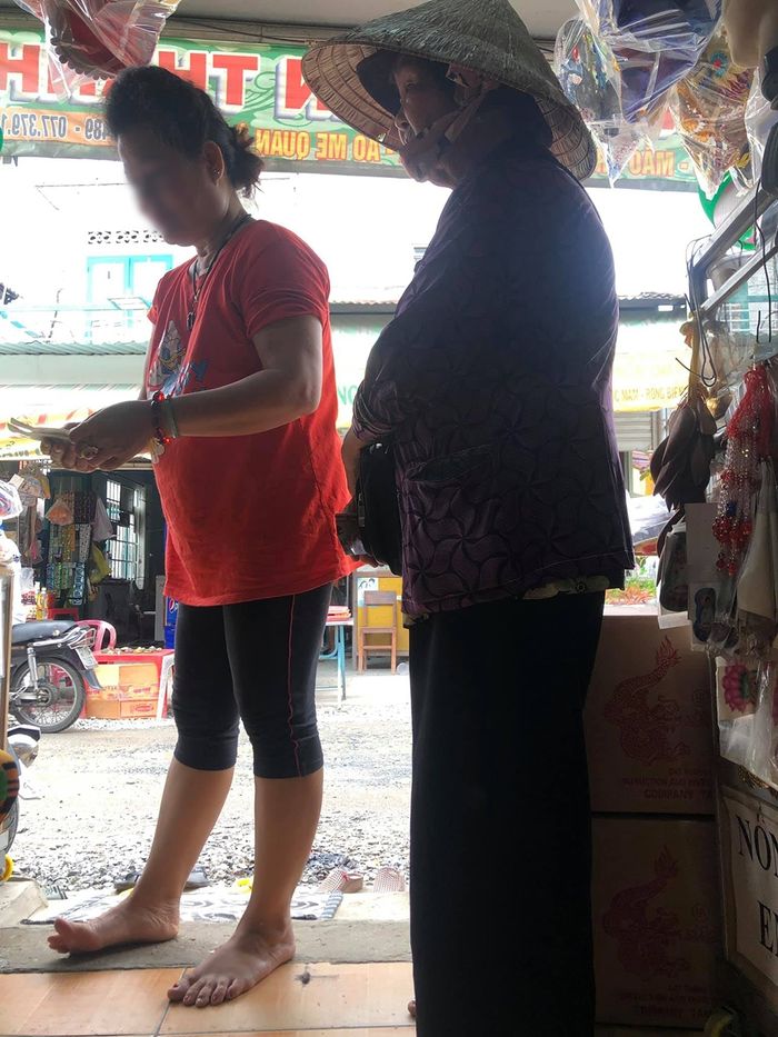 Nam thanh niên lừa 18 tờ vé số và 1,3 triệu đồng của cụ bà 76 tuổi