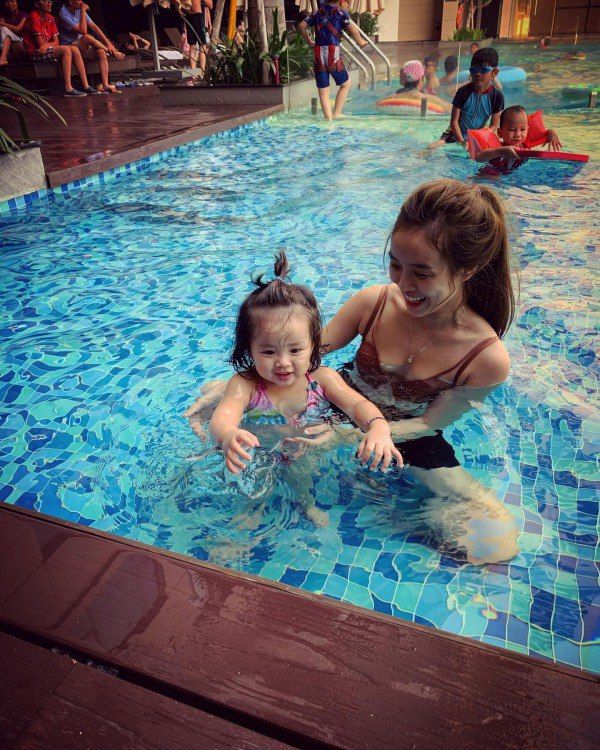 Hậu ly hôn, vợ cũ Hoài Lâm mỹ miều gấp bội: Không tin nổi là mẹ 2 con