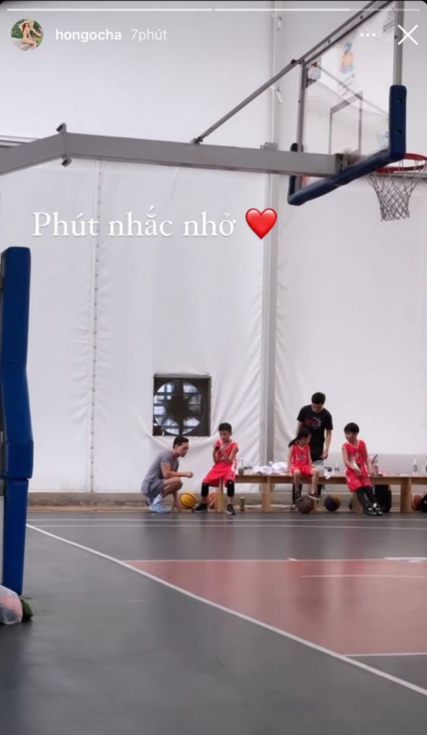 Bận rộn chăm cặp song sinh, Kim Lý vẫn dành thời gian cho Subeo