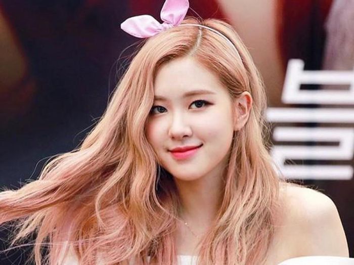 4 bước trang điểm trẻ hơn tuổi đỉnh như sao Hàn: Quan trọng lớp nền