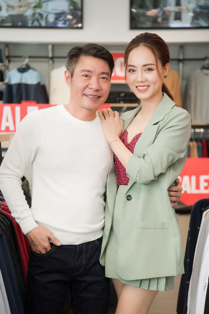 Chân dung vợ thứ 4 đẹp như Hoa hậu của NSND Công Lý