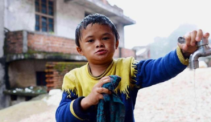 5 năm sau gây sốt vì giống hệt Jack Ma, cậu bé ấy giờ ra sao?