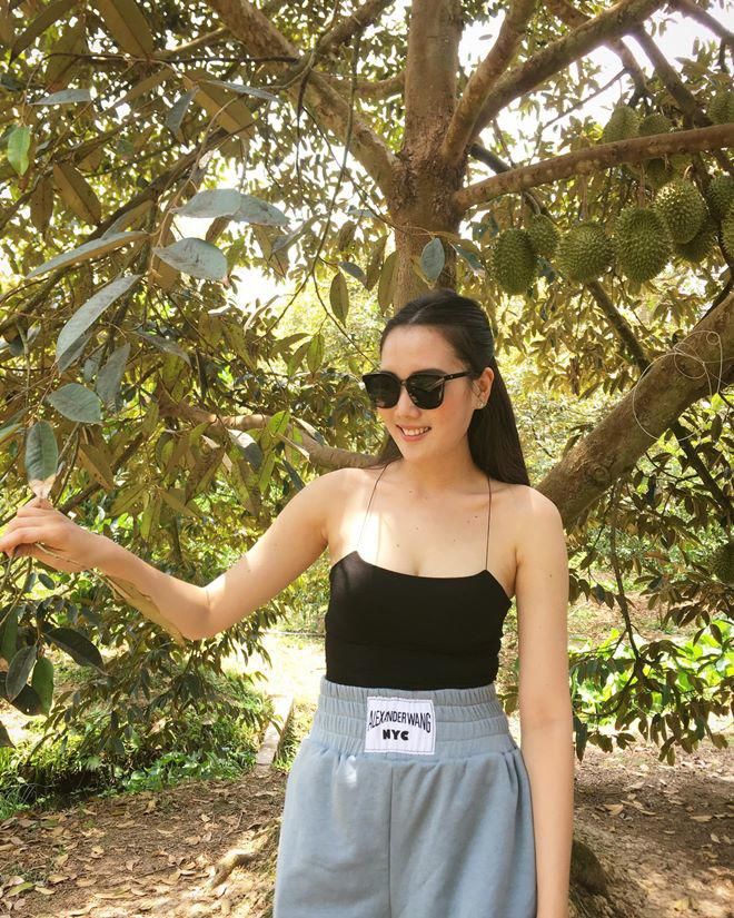 Cuộc sống ở nhà chăm con của vợ đạo diễn Ngô Quang Hải