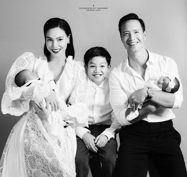 Hà Hồ tung ảnh diện váy cưới khoe nhan sắc gái 3 con đẹp đỉnh cao