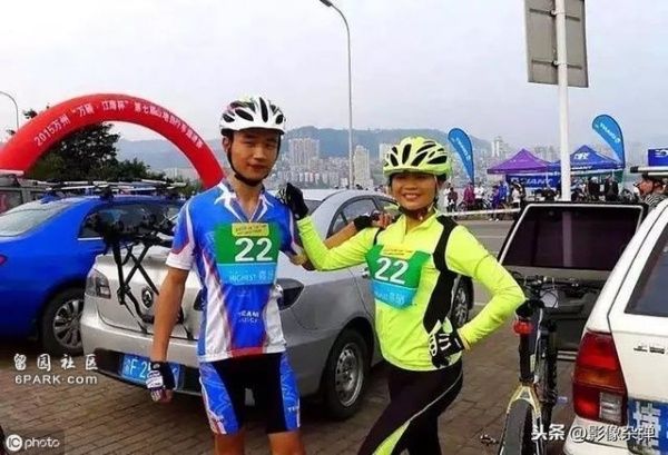 Hồi xuân, người phụ nữ U50 cưới chồng xấp xỉ tuổi con trai
