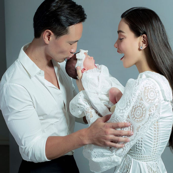 Hồ Ngọc Hà lập Instagram riêng cho 2 con song sinh Leon và Lisa