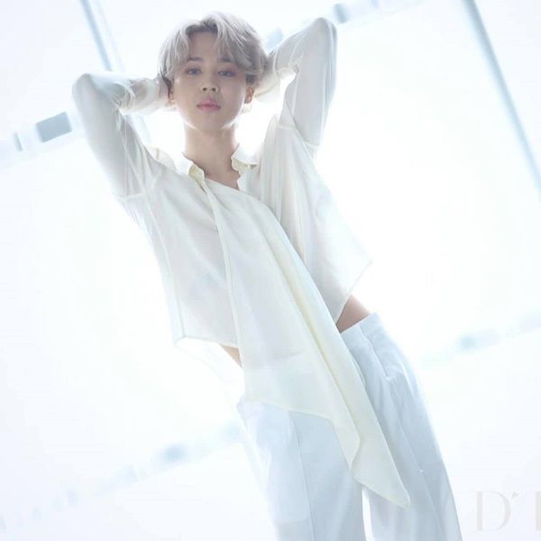 Khi idol nam nữ tính hóa: Jimin bị chỉ trích, có người lại được khen