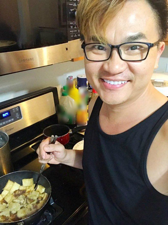 “Lác mắt” trước tài nấu ăn của 3 “ông chú” độc thân trong showbiz Việt
