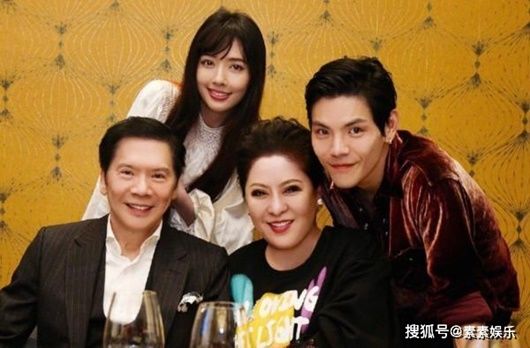 Mỹ nhân Cbiz chịu không ít tủi nhục khi làm dâu nhà hào môn