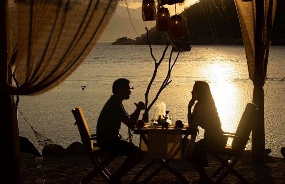 3 mỹ nhân Việt quyết không công khai mặt chồng