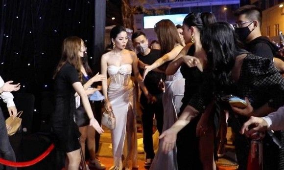 Những sao Việt được khen lễ phép với tiền bối