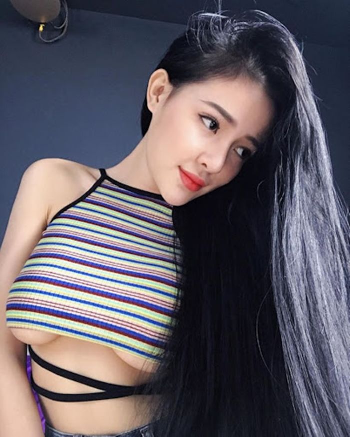 Sao Việt bắt trend khoe chân ngực: Linh Chi - Ngân 98 bị la ó phản cảm