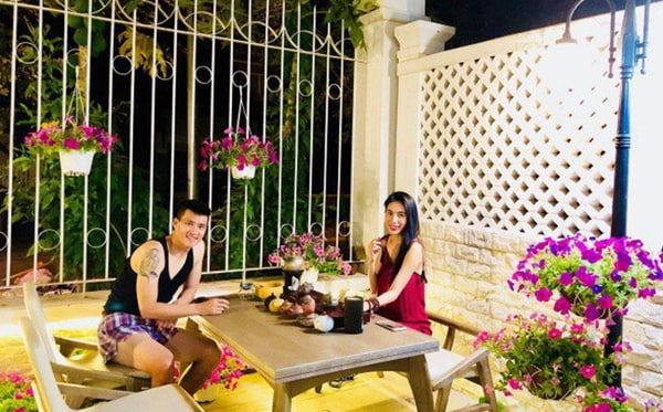 Thủy Tiên rao bán rau củ online kiến tiền nuôi chồng