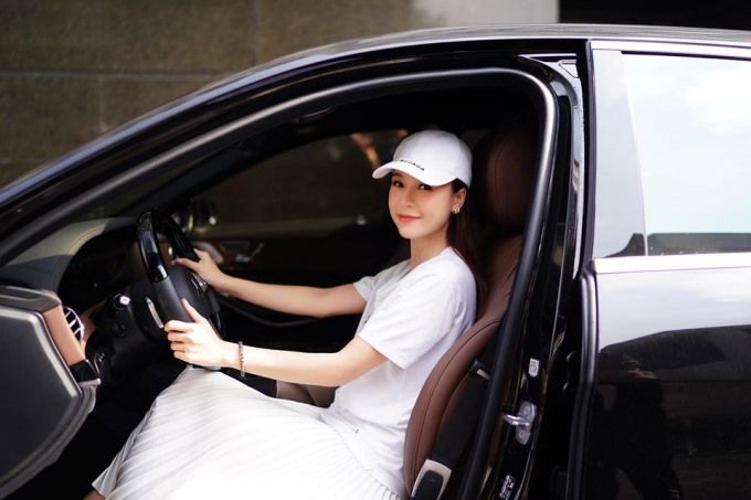MC Sam: 30 tuổi có gia sản 60 tỷ, tự là đại gia của chính mình