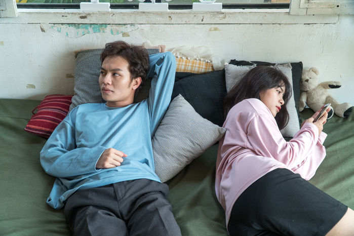 8 lý do khiến các cặp đôi không chia tay dù hết yêu