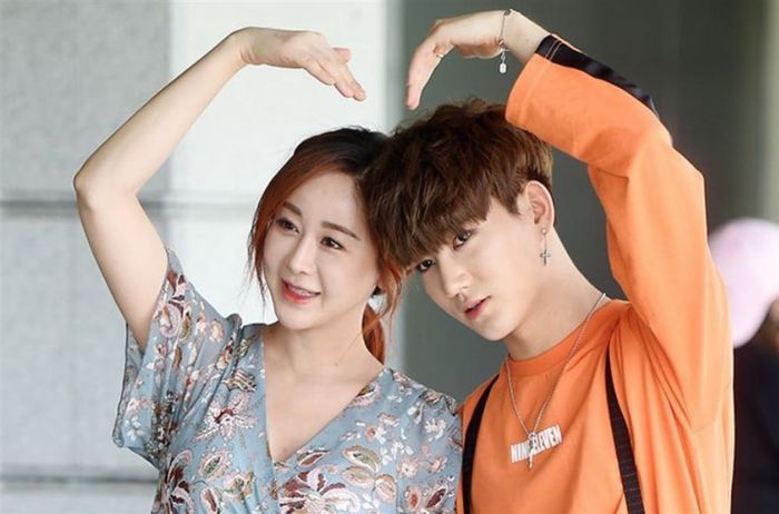 Ham So Won xem lén tin nhắn vì sợ chồng ngoại tình