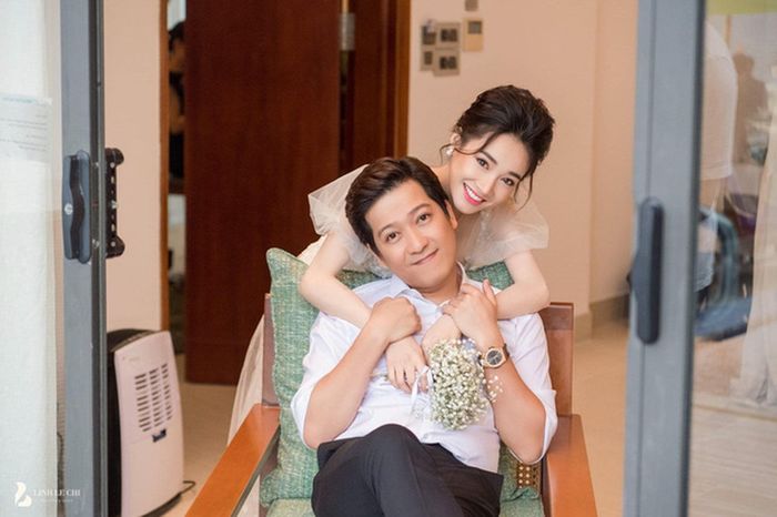 Nhã Phương bị cho phô trương vì chia sẻ chuyện hôn nhân