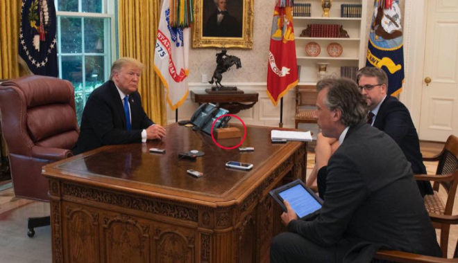 Tổng thống Biden bỏ nút gọi nước ngọt của Donald Trump