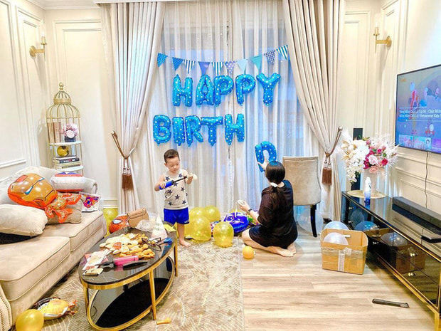 Cuộc sống đơn thân nuôi con 1 mình của Ly Kute