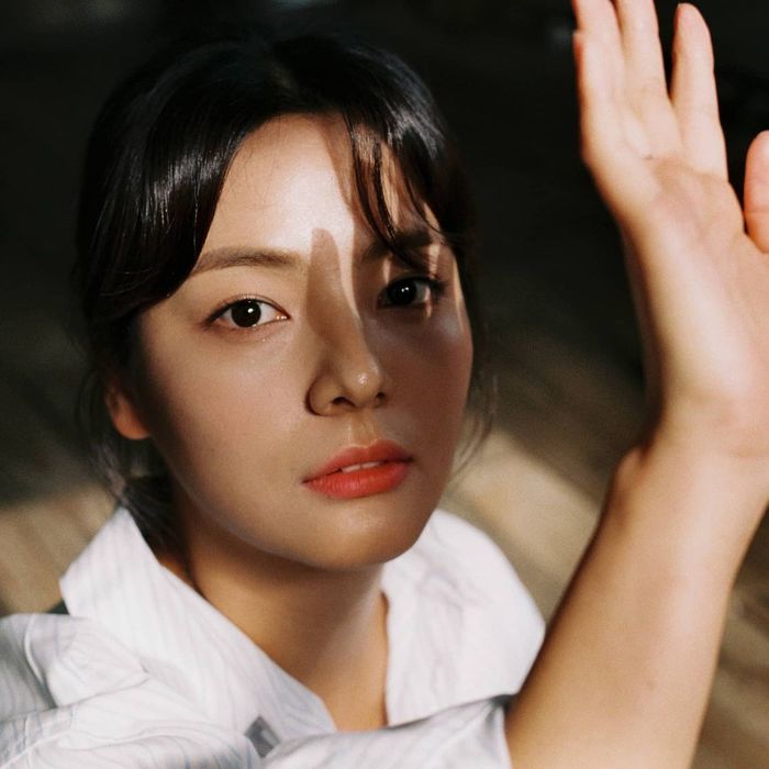 Chân dung cố diễn viên Song Yoo Jung vừa qua đời ở tuổi 27