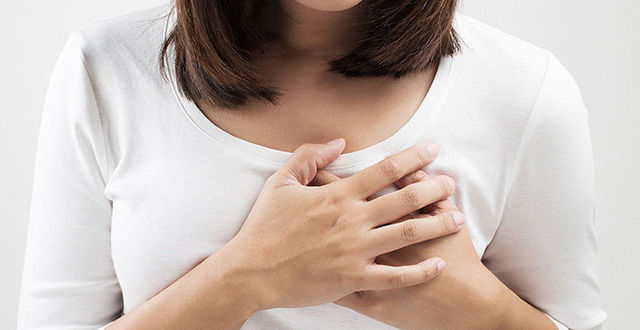 6 Dấu hiệu bất thường ở ngực tuyệt đối không được chủ quan
