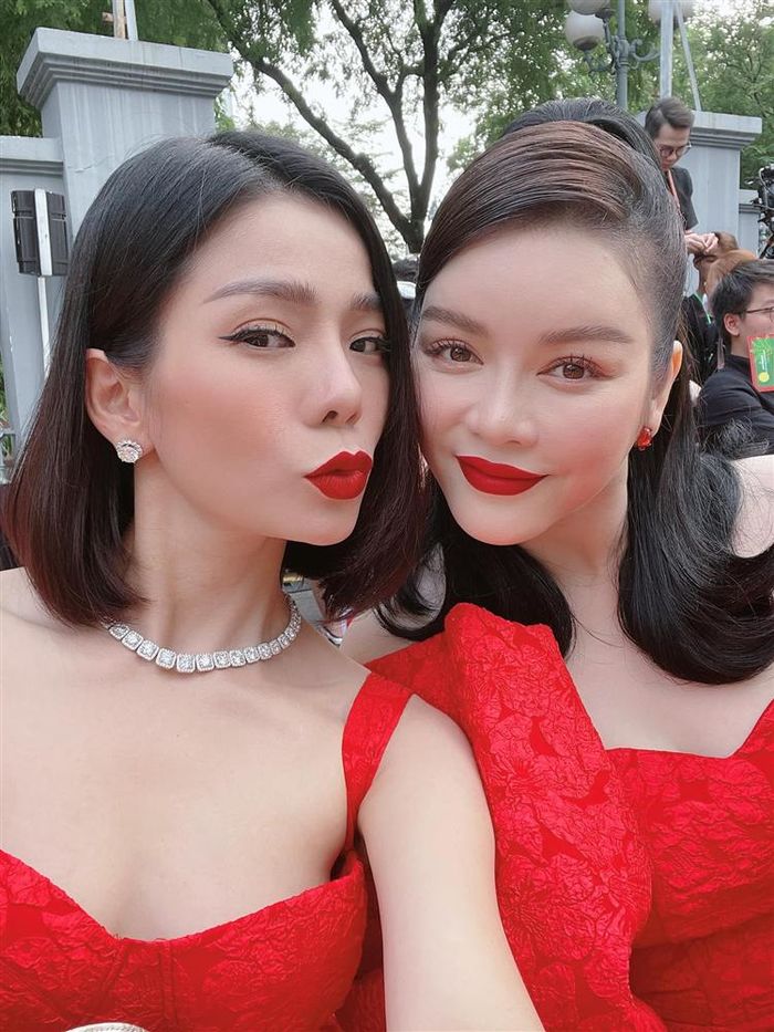 Đọ tài sản Lệ Quyên - Lý Nhã Kỳ: Toàn kim cương, hột xoàn