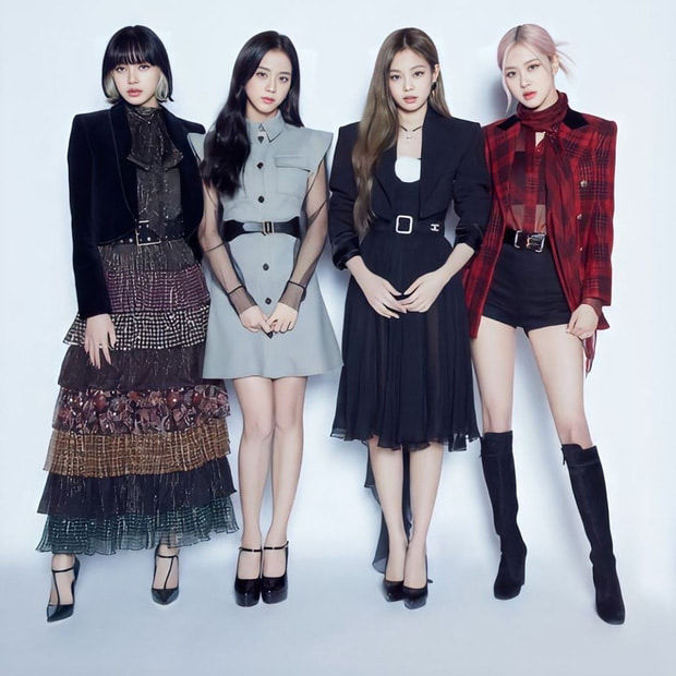 Lâm Tâm Như đụng hàng váy trăm triệu với Rosé (BLACKPINK)
