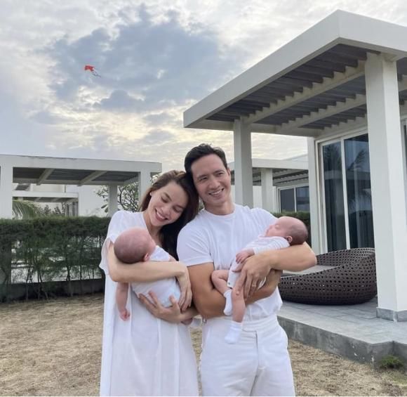 Hồ Ngọc Hà và Kim Lý trốn con hẹn hò lãng mạn