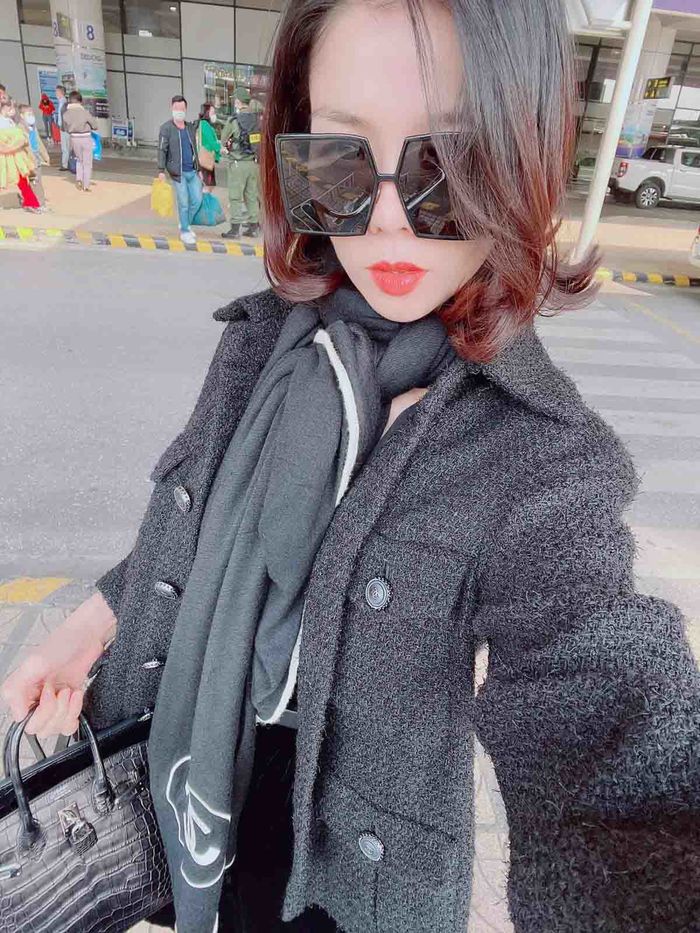 Lệ Quyên diện sét đồ tiền tỷ mang đẳng cấp giới siêu giàu