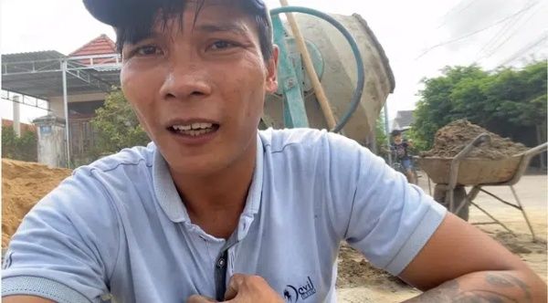 Lộc Fuho tái xuất với sơ mi trắng như idol Hàn sau thời gian ở ẩn