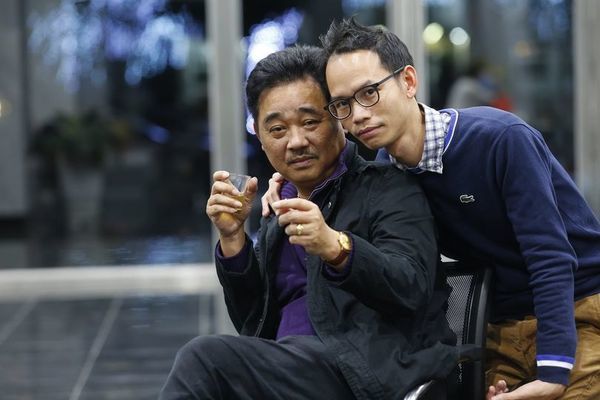 “Ngọc Hoàng” Quốc Khánh: Nghệ sĩ có nhiều cái “lạ”, U60 vẫn mình ên