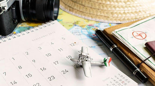 Nhân viên hàng không tiết lộ 5 bí kíp mua vé máy bay được giá rẻ
