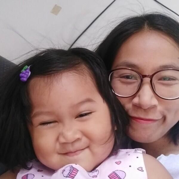 Nữ y tá bị chê “đào mỏ” anh chàng 120 kg giờ ra sao?