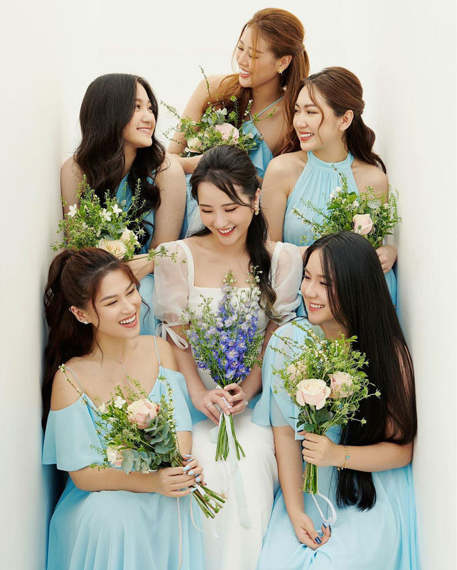 Primmy Trương hé lộ dàn phù dâu cực phẩm trong ngày cưới
