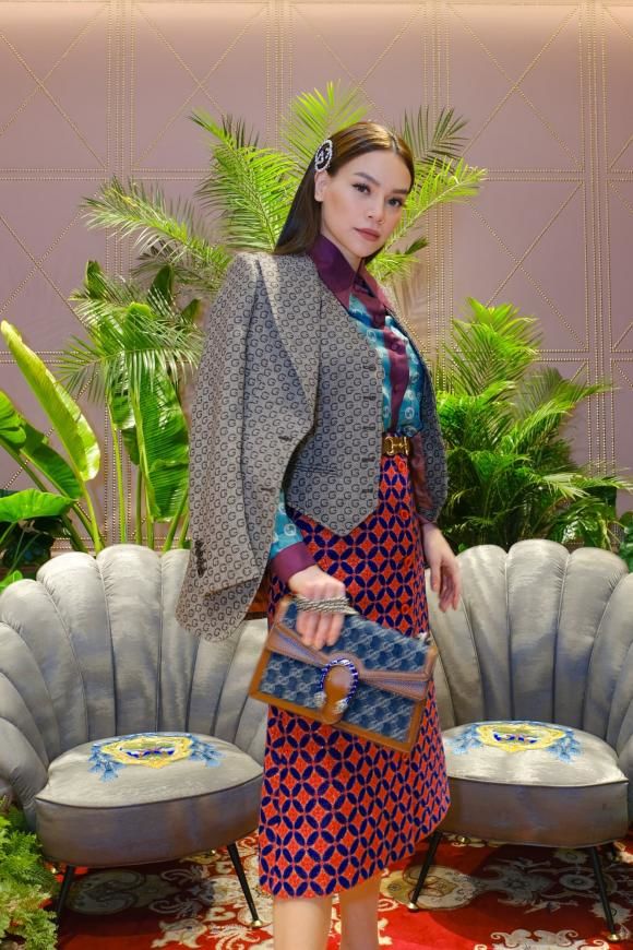 Thân hình đồng hồ cát của Hồ Ngọc Hà